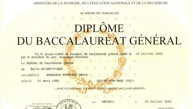 diplôme bac.jpg